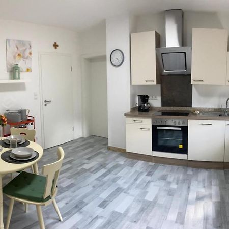 Erica Ferienwohnung Auf Dem Traumpfad Ettringen  Экстерьер фото